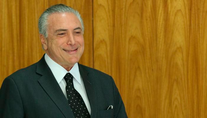 Golpe de Temer reduz salário e obriga servidor a trabalhar em dia de descanso