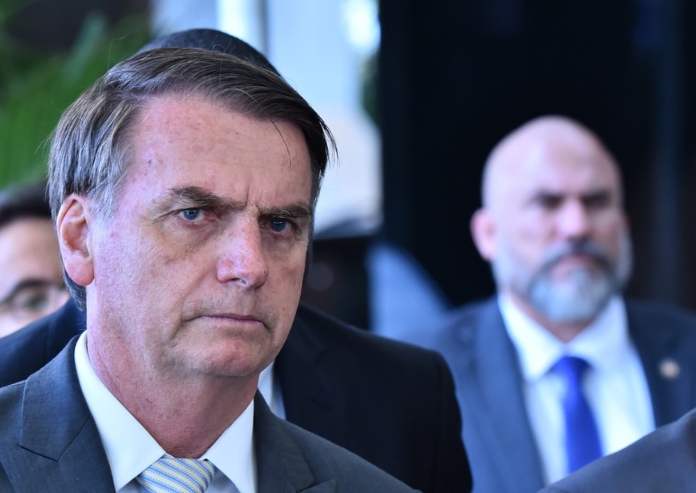 Bolsonaro afirma que número de ministérios pode chegar a 20