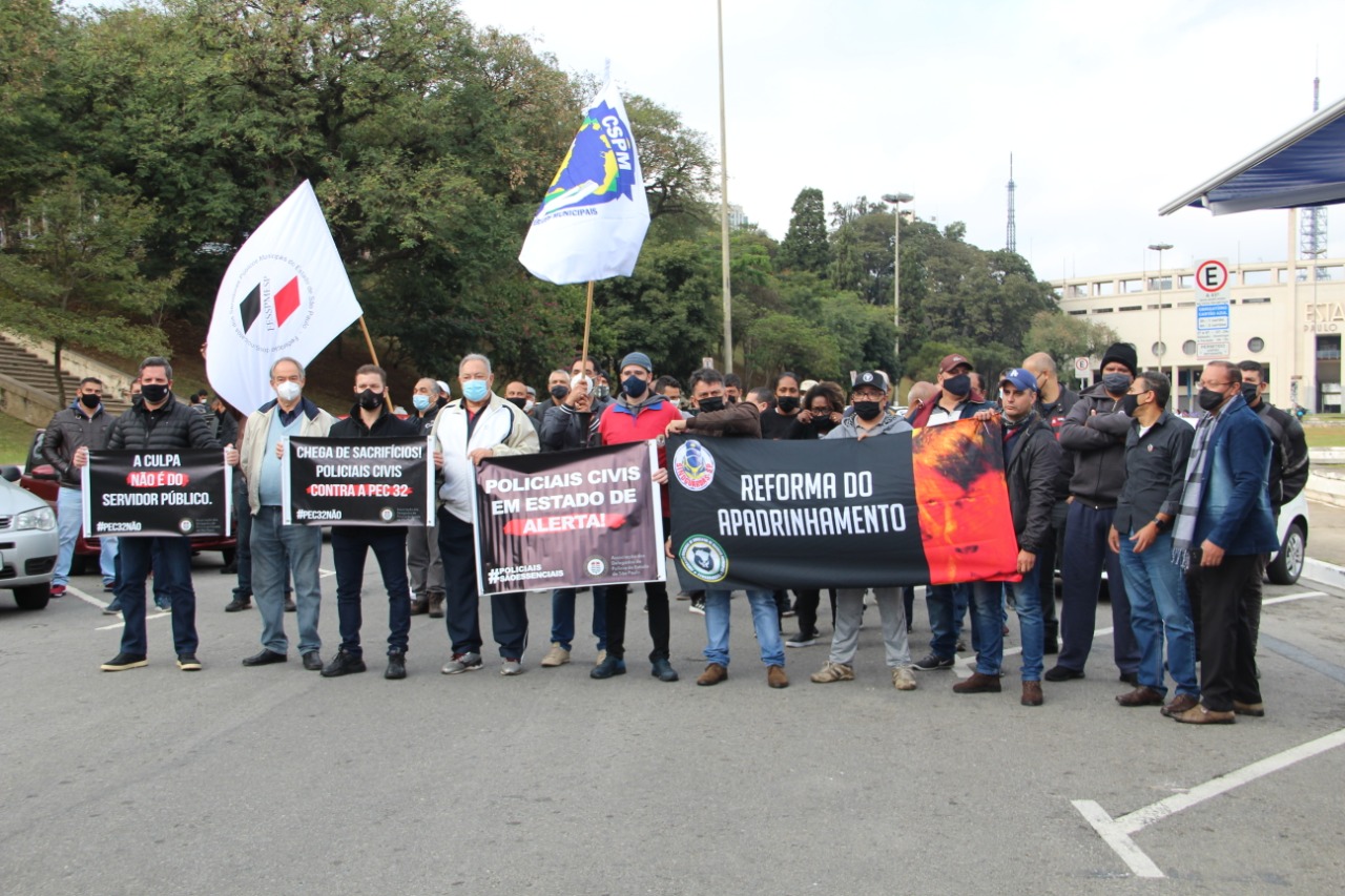 Ato nacional contra a PEC 32 – Não ao fim dos serviços públicos gratuitos