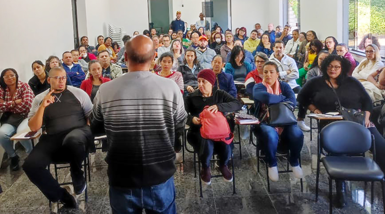 Embu das Artes/SP 📢 | Fesspmesp apoia greve dos Servidores. Data-base é em setembro/22 e categoria não teve reajuste