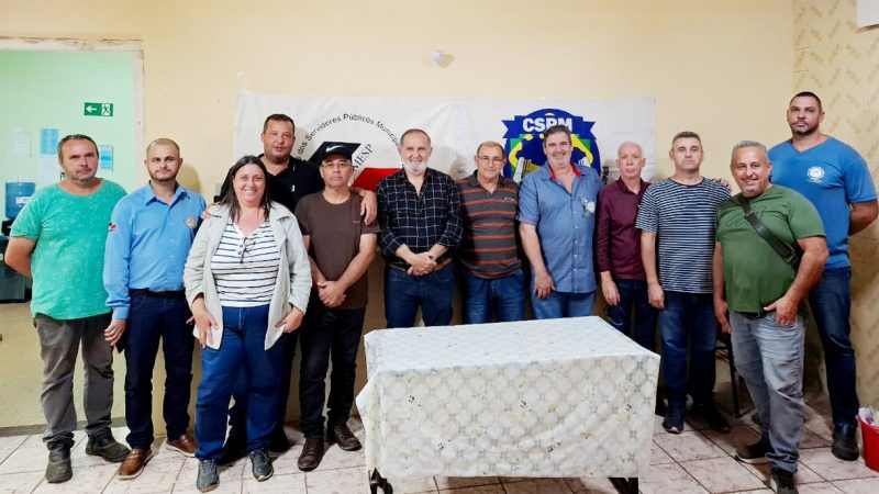 Equipe de eleições da Fesspmesp realiza pleito do Sindicato dos Servidores de Santa Rosa de Viterbo. Chapa 1 é eleita com 86,02% dos votos. Parabéns, companheiros!