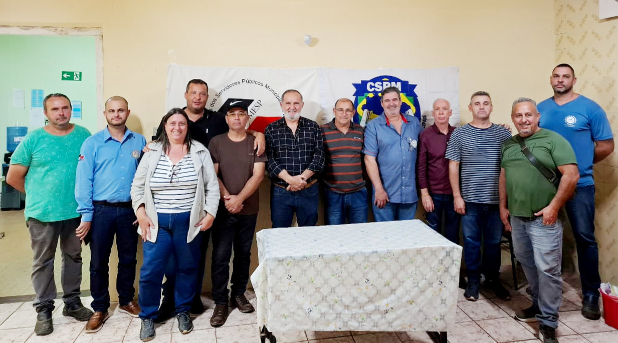 Equipe de eleições da Fesspmesp realiza pleito do Sindicato dos Servidores de Santa Rosa de Viterbo. Chapa 1 é eleita com 86,02% dos votos. Parabéns, companheiros!