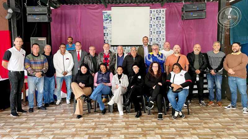 Lideranças da Regional Metropolitana se reúnem para fortalecer a unidade e definir estratégias em defesa do coletivo