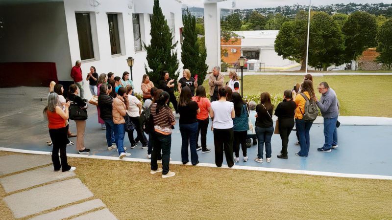 Federação apoia luta dos Professores de Ibiúna junto ao Sindicato pelo persistente descumprimento do piso salarial nacional
