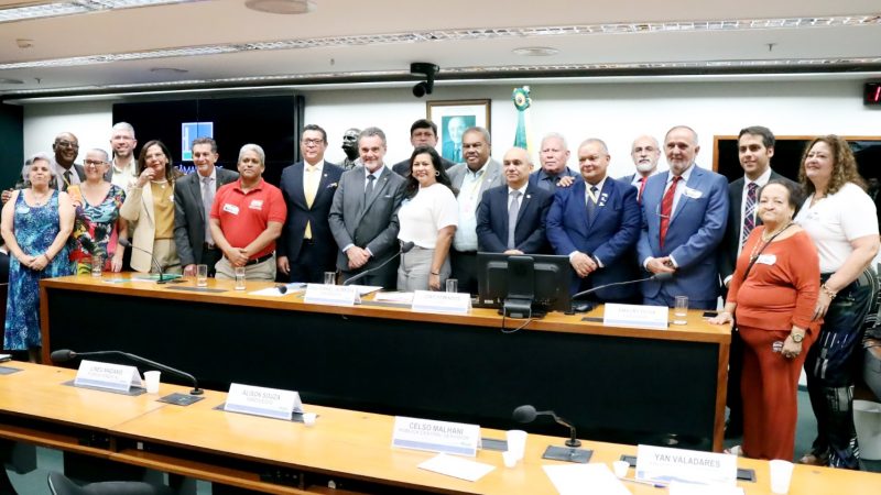 Audiência Pública na Câmara dos Deputados debate crédito bancário abusivo e impactos na vida do funcionalismo